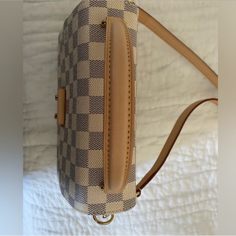 100% Authentic Louis Vuitton Croisette New with dust bag ***Rare Find - Picture 4 of 10